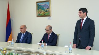 Председатель Следственного комитета Артур Погосян представил новоназначенных начальников Главного управления и подчиненного управления